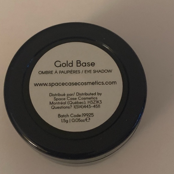 Space case cosmetic eyeshadow- Gold base - Picture 3 of 5